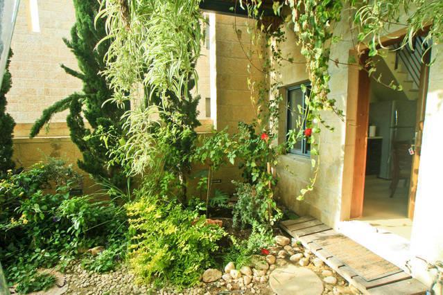 Holyland Apartments エルサレム エクステリア 写真