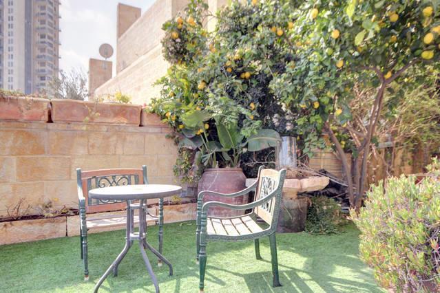 Holyland Apartments エルサレム エクステリア 写真